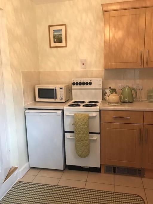 No 96 Chapel Lane - Self Contained Cottage In The Heart Of Butleigh Ngoại thất bức ảnh